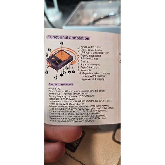 Portable 22.5W PD Magnetic 10000mAh Power bank , Fast Magsafe Charging with Cord - Picture 5 of 6